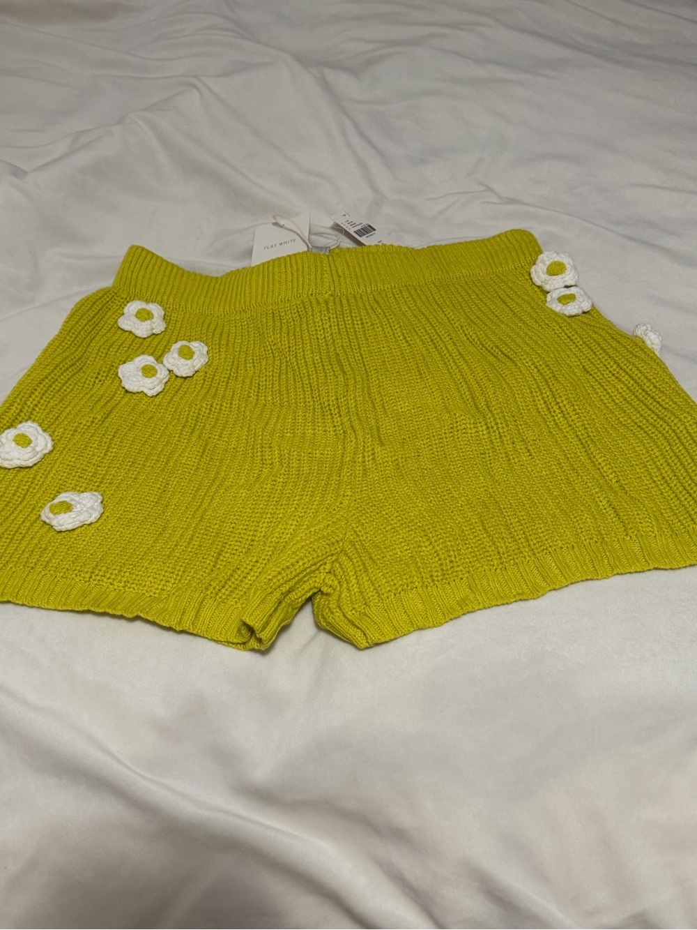 NWT Anthropologie Flat White Knit Floral Accent Women's Shorts - Lime Green Sml